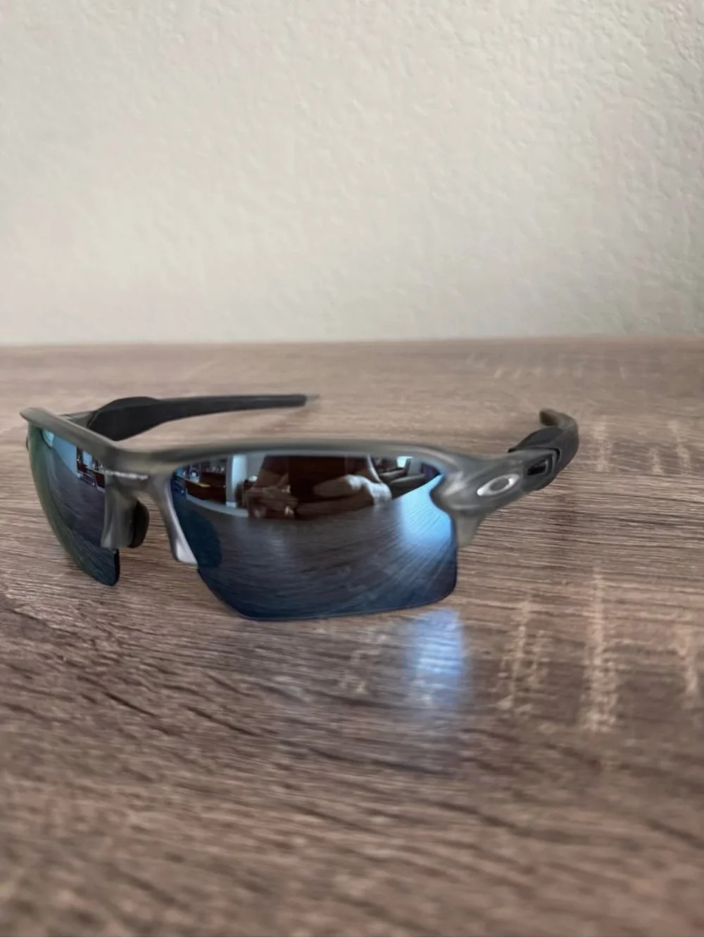 Oakley Flak 2.0 XL Sunglasses — Matte Black Frame with Blue Mirrors